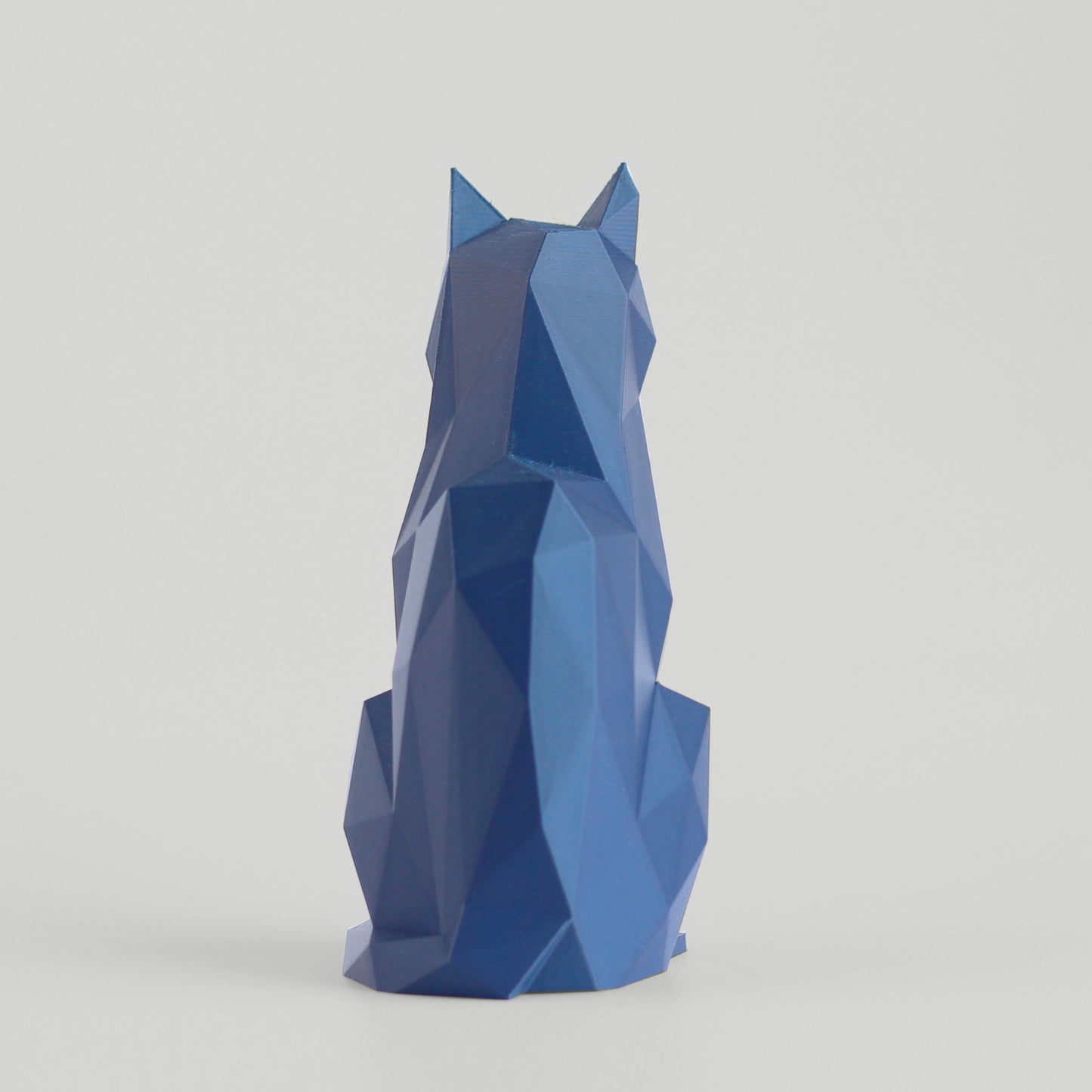 Low Poly Modern Cat Sculpture - Side Profile